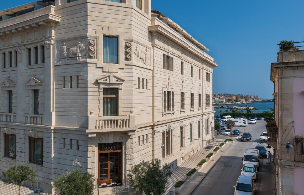 Riva Apartments By Wonderful Italy Сиракуза Екстериор снимка