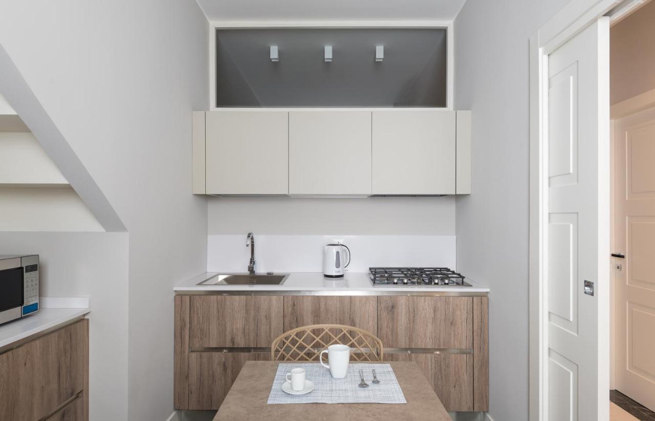 Riva Apartments By Wonderful Italy Сиракуза Екстериор снимка