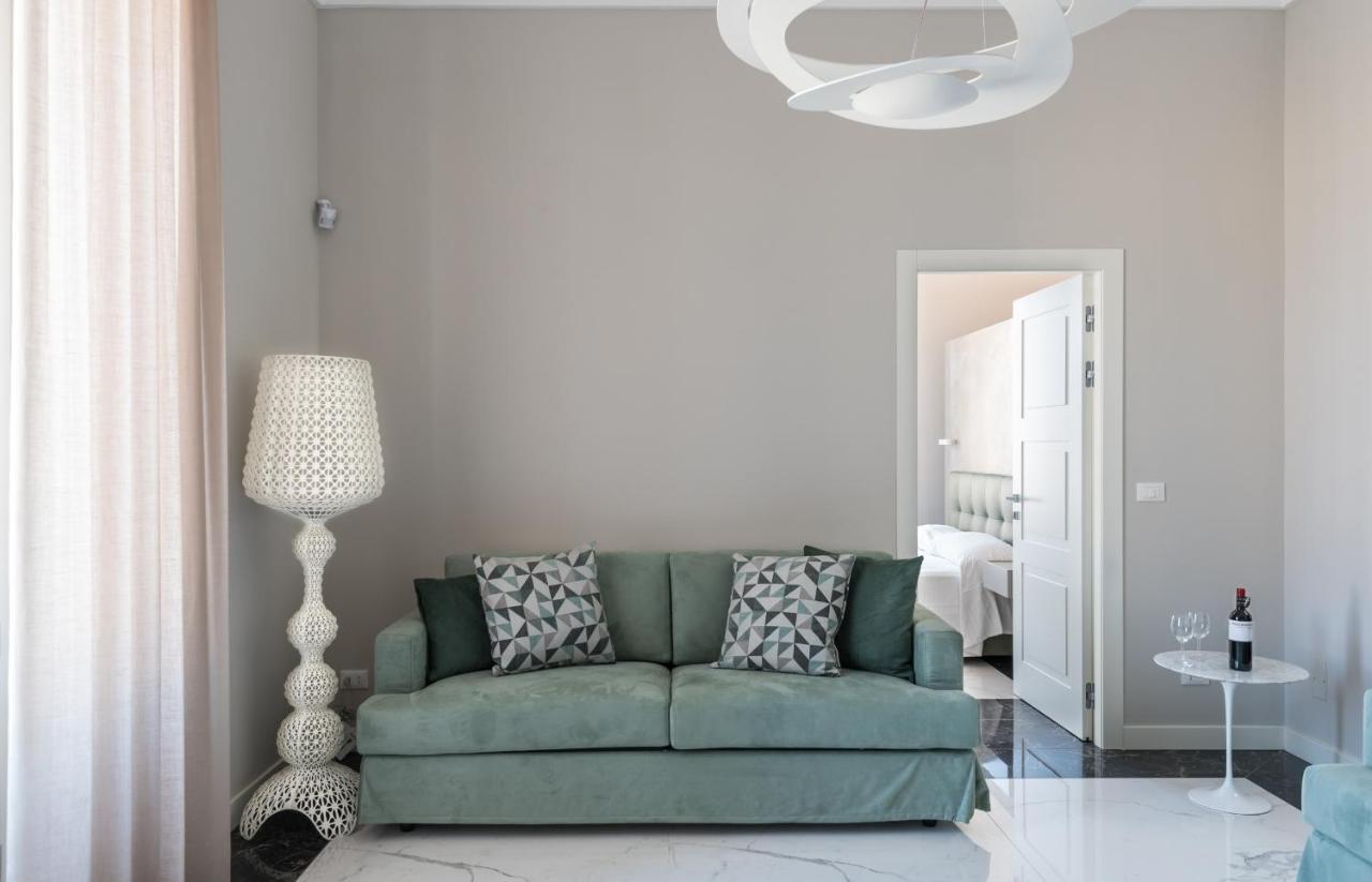 Riva Apartments By Wonderful Italy Сиракуза Екстериор снимка