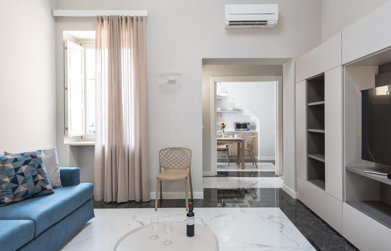 Riva Apartments By Wonderful Italy Сиракуза Екстериор снимка
