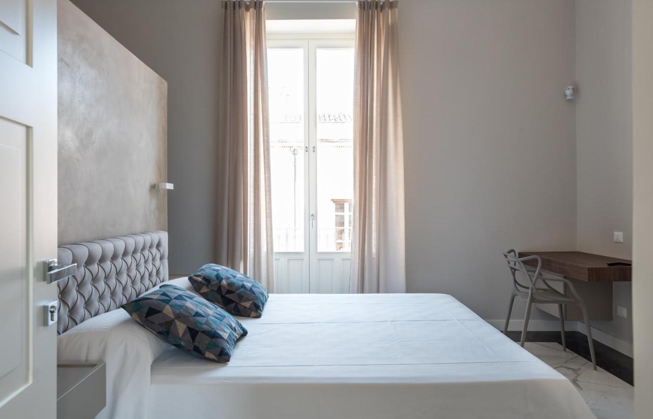 Riva Apartments By Wonderful Italy Сиракуза Екстериор снимка