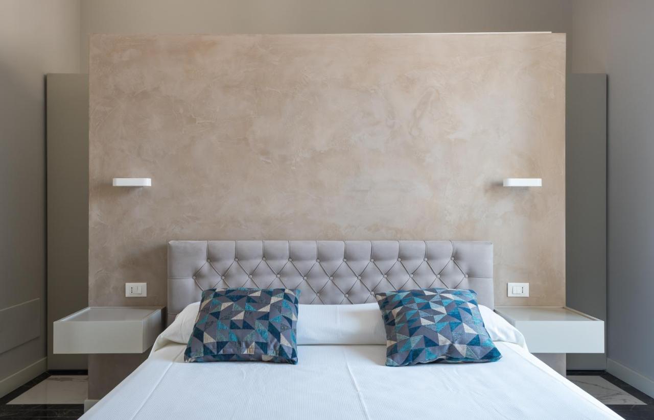 Riva Apartments By Wonderful Italy Сиракуза Екстериор снимка