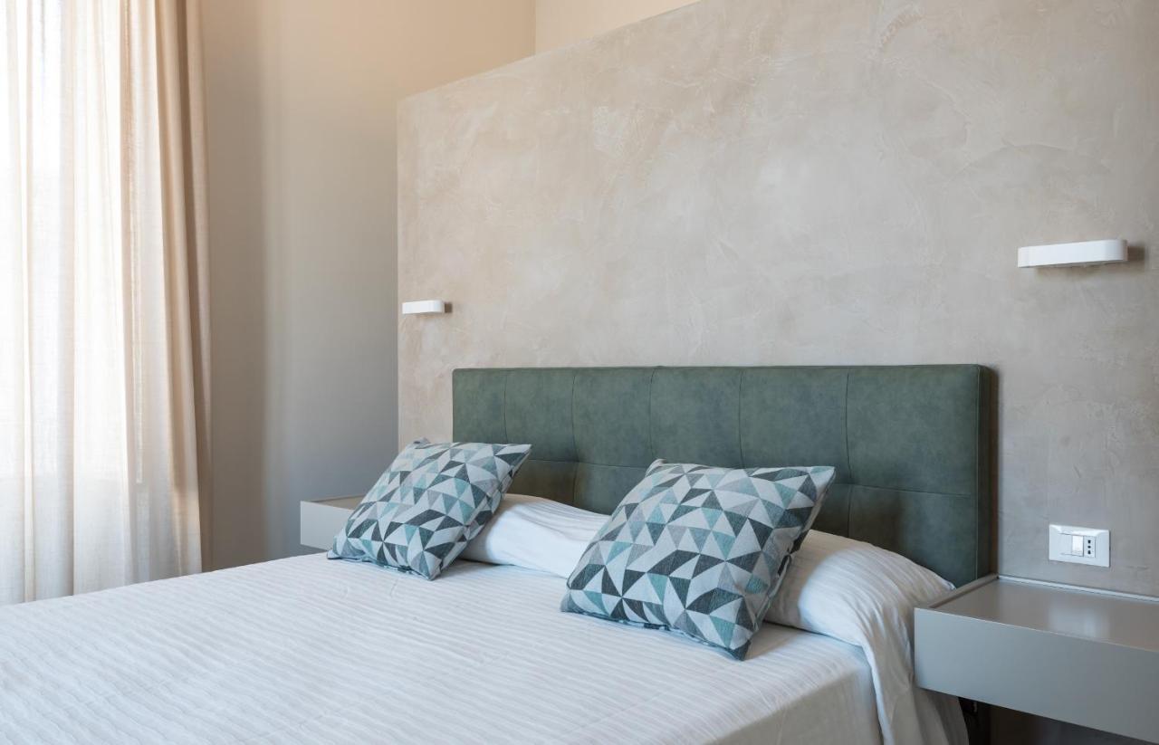 Riva Apartments By Wonderful Italy Сиракуза Стая снимка